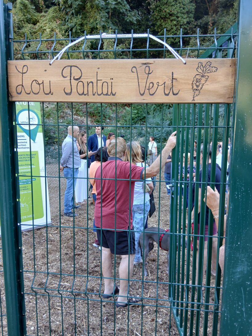Lou Pantaï Vert : rencontre avec un maraîcher et rempotage au programme !