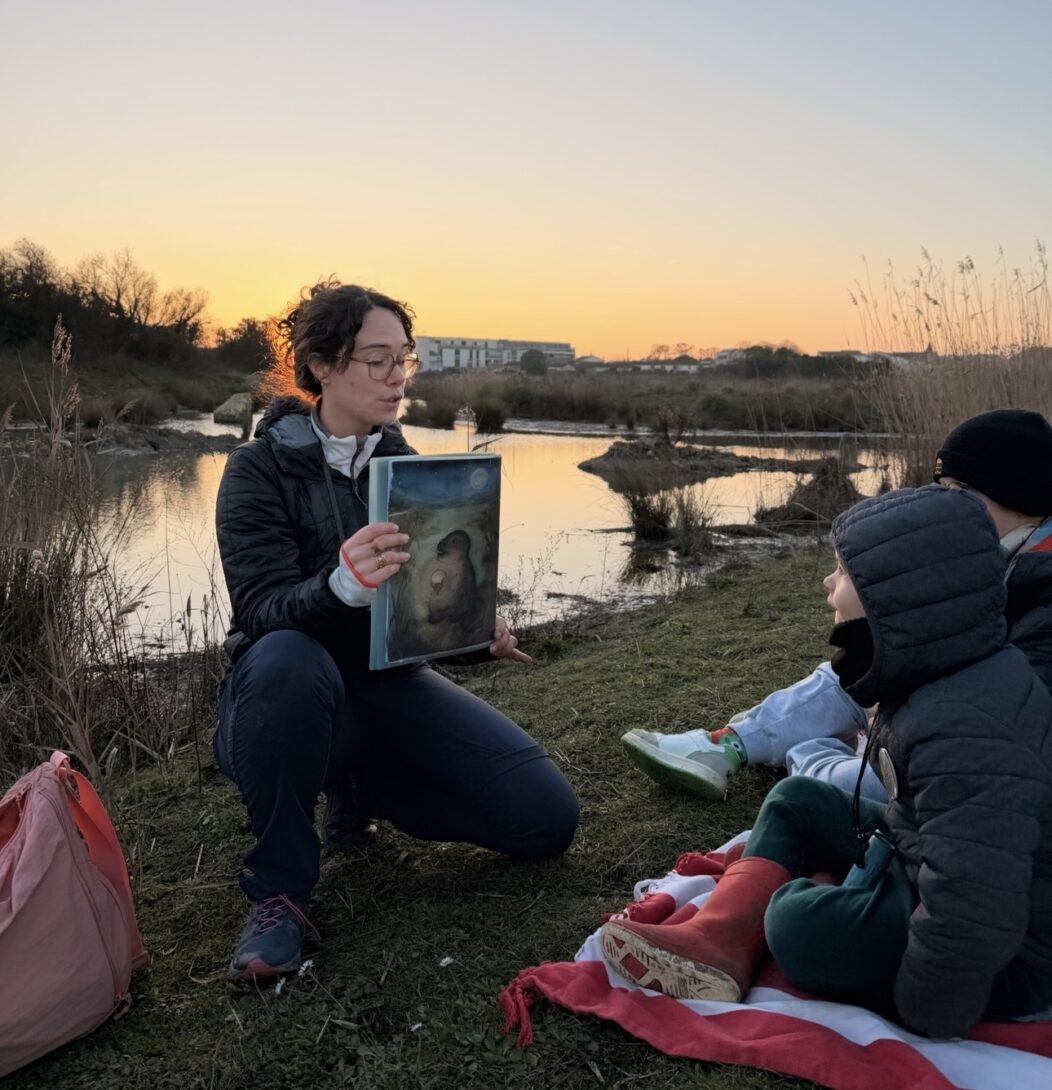 Lecture de contes animaliers avec Animéa
