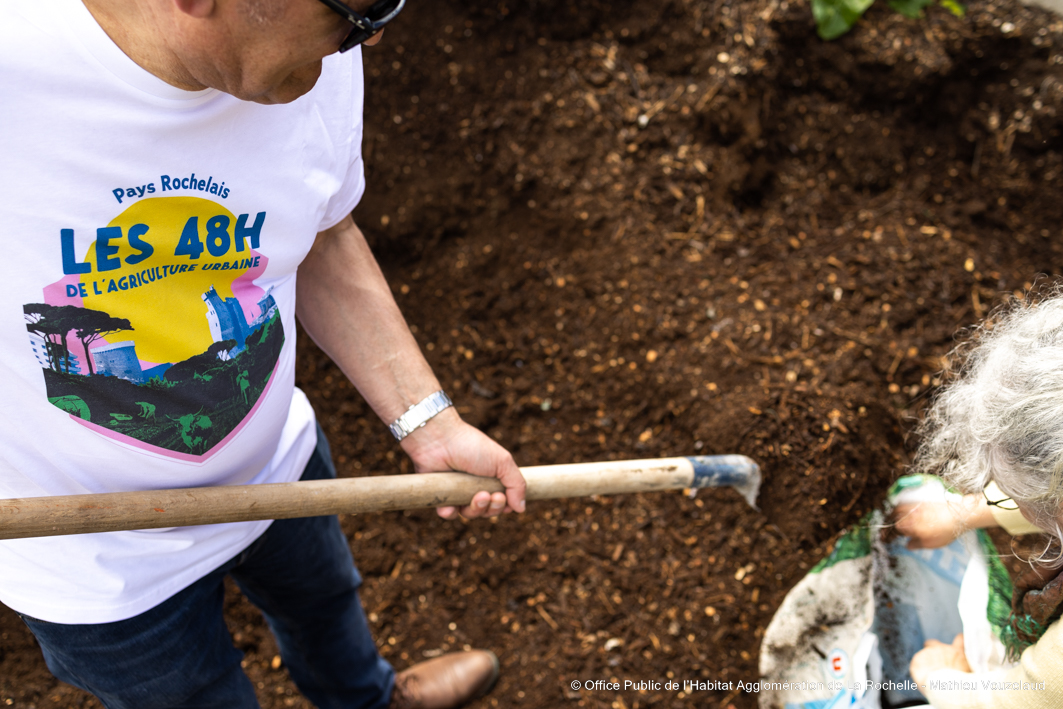 Du biodéchet à l’or brun : compost gratuit et portes ouvertes à Port-Neuf