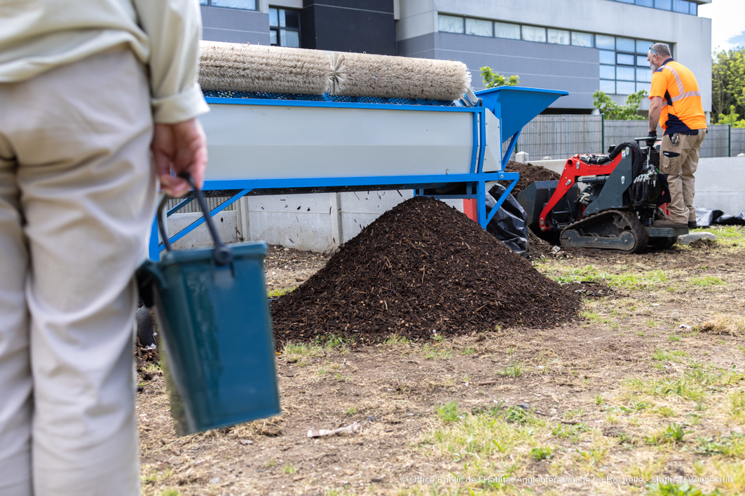 Du biodéchet à l’or brun : compost gratuit et portes ouvertes à Port-Neuf