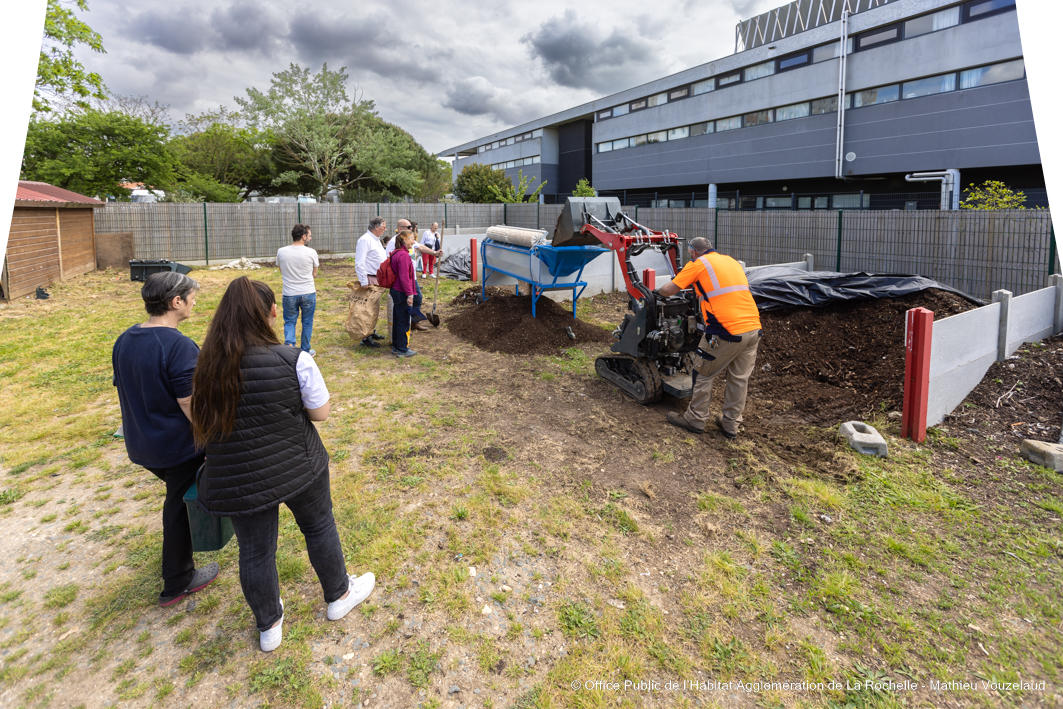 Du biodéchet à l’or brun : compost gratuit et portes ouvertes à Port-Neuf