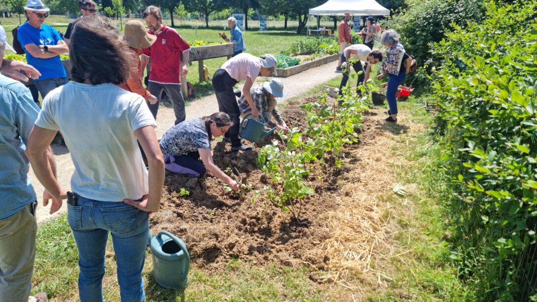Apéro-Plantation à la Maison de la Gibauderie